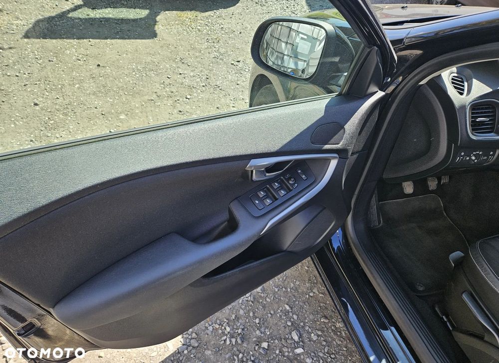 Volvo V40 - 14