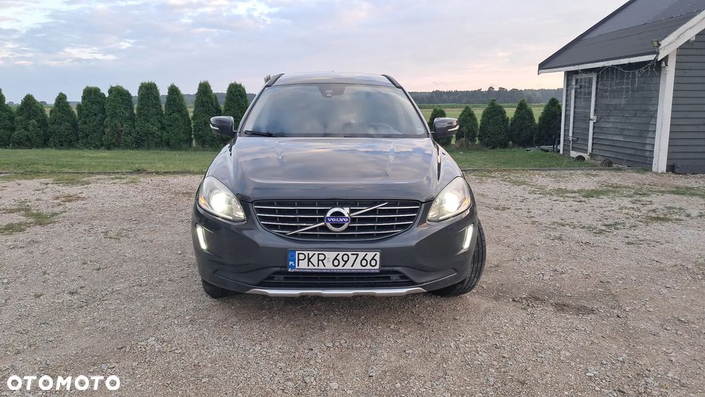 Volvo XC 60 D4 AWD Momentum - 27