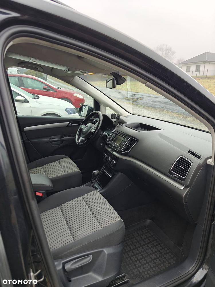 Volkswagen Sharan 2.0 TDI Comfortline DSG - 7