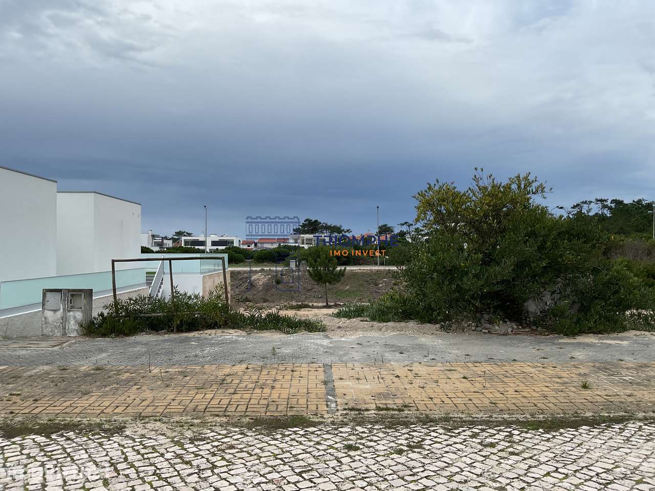 Terreno Urbano com Projeto Aprovado - Grande imagem: 2/13