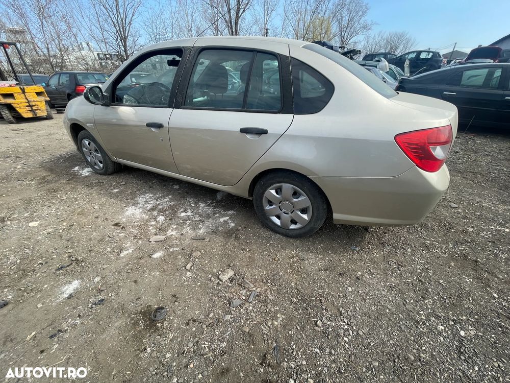 Dezmembrez RENAULT Symbol II Thalia 1.5dCi euro4 85Cp 62kW an 2009 - 4