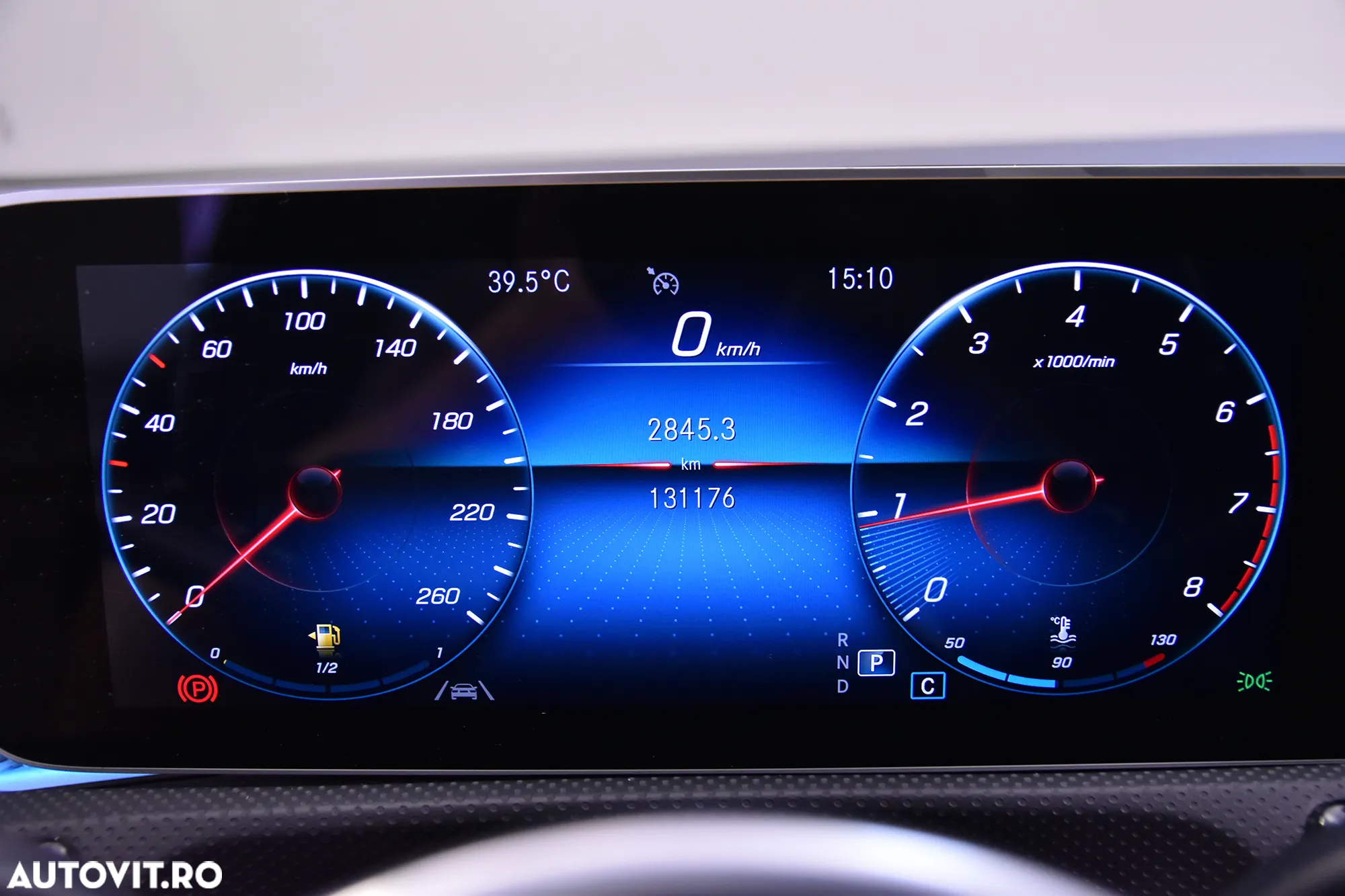 Mercedes-Benz CLA 180 7G-DCT - 10