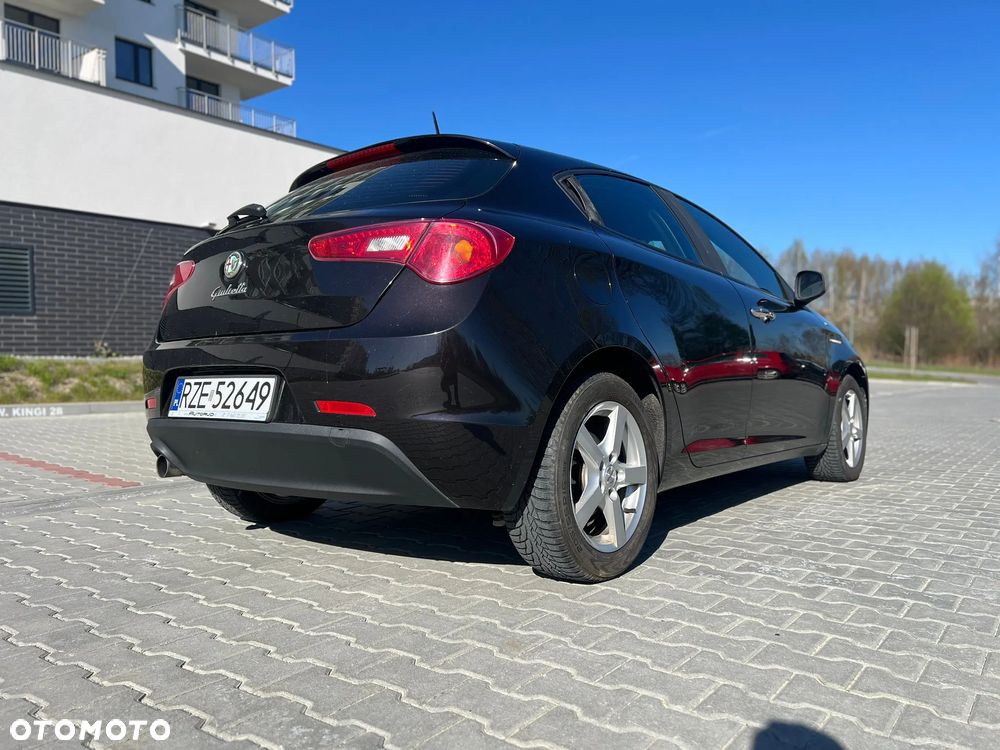 Alfa Romeo Giulietta 1.6 JTDM Veloce - 14