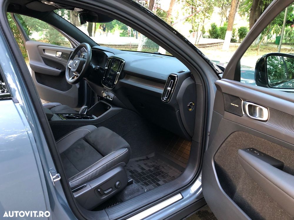 Volvo XC 40 B4 B AWD DKG Inscription - 4