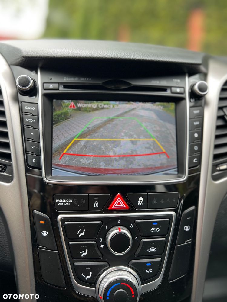 Hyundai i30 i30cw 1.4 Intro Edition - 31