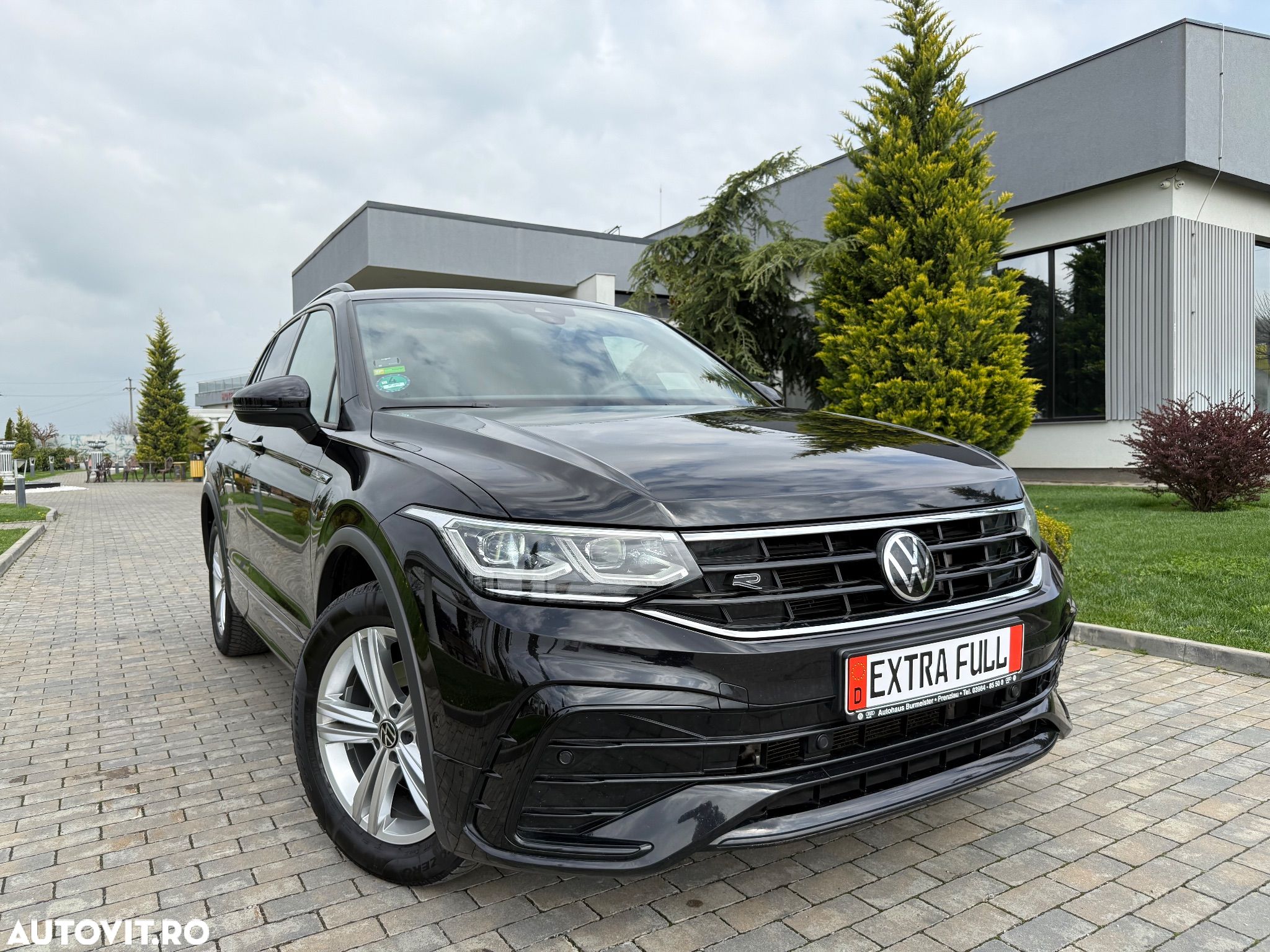 Volkswagen Tiguan 2.0 TDI SCR 4MOTION DSG IQ.DRIVE - 1