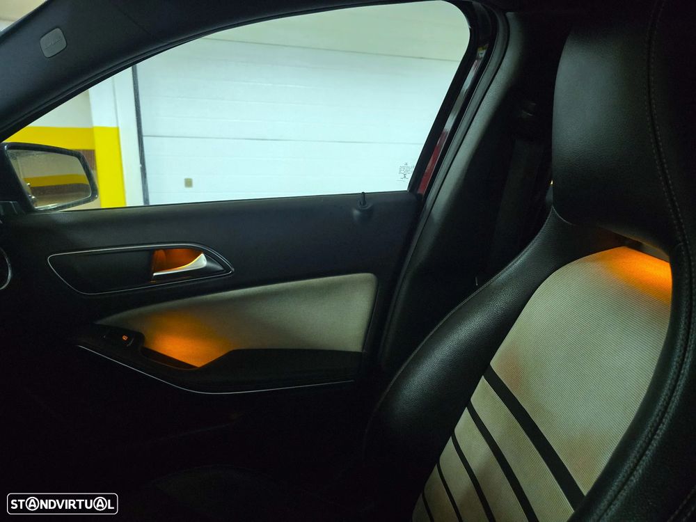 Mercedes-Benz A 180 CDI (BlueEFFICIENCY) - 22