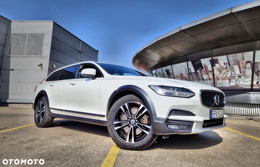 Volvo V90 Cross Country D5 SCR AWD Pro - 2
