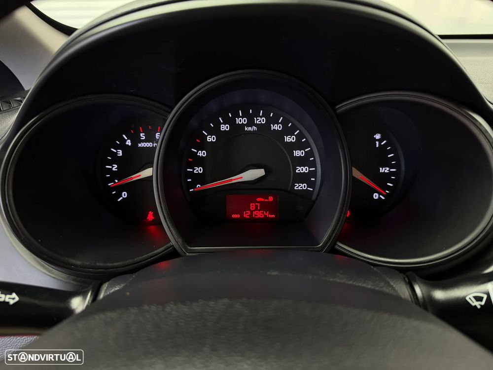 Kia Rio 1.1 CRDi EX - 14