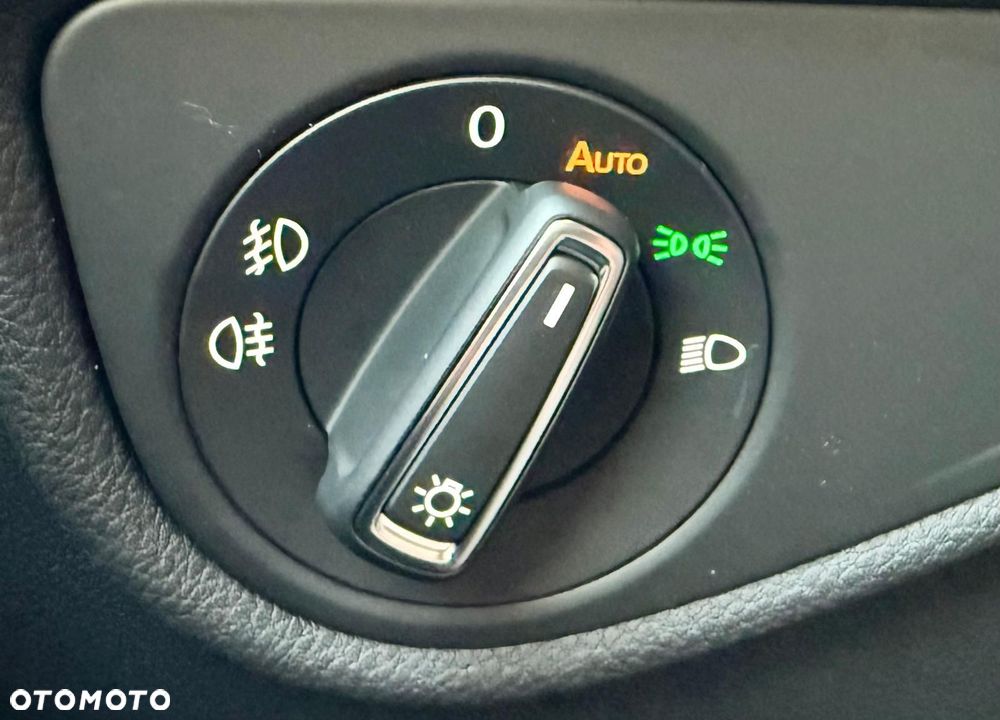 Volkswagen Touran 1.5 TSI EVO Comfortline Plus DSG - 20