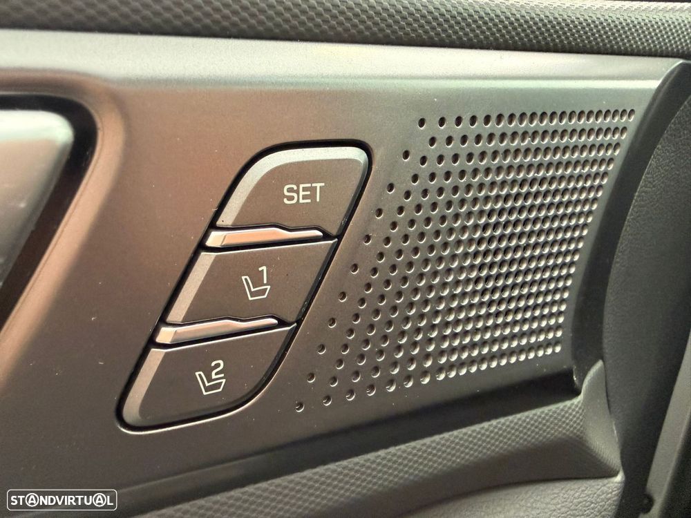 Hyundai Ioniq 1.6 GDI HEV Pack Plus - 19