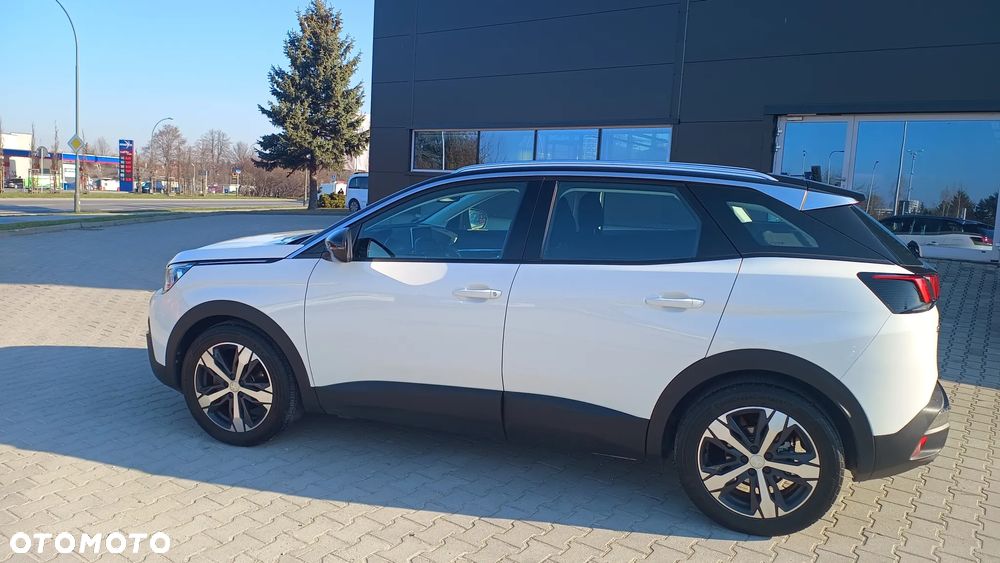 Peugeot 3008 1.2 PureTech Active S&S EAT6 - 2