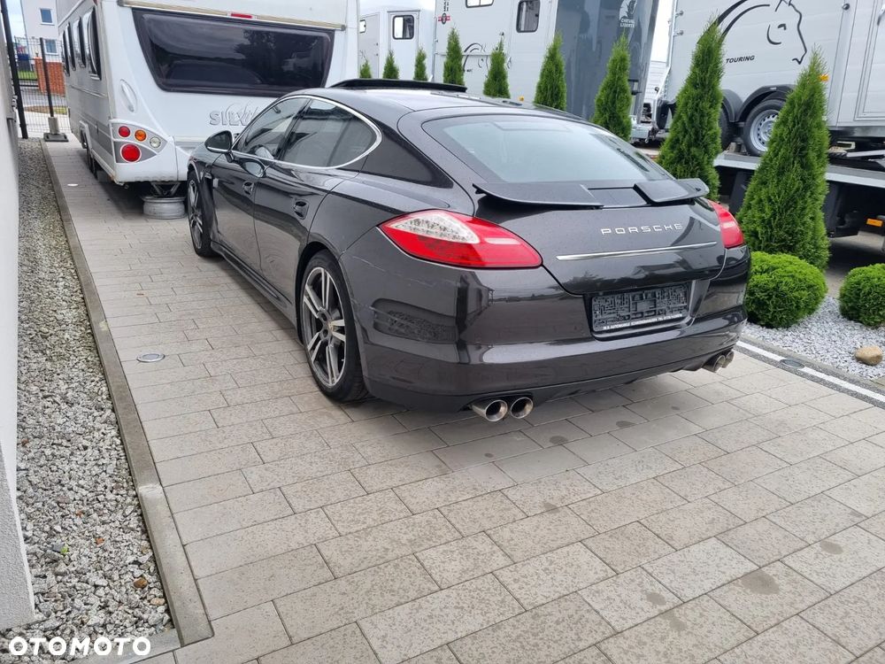 Porsche Panamera 4S - 15