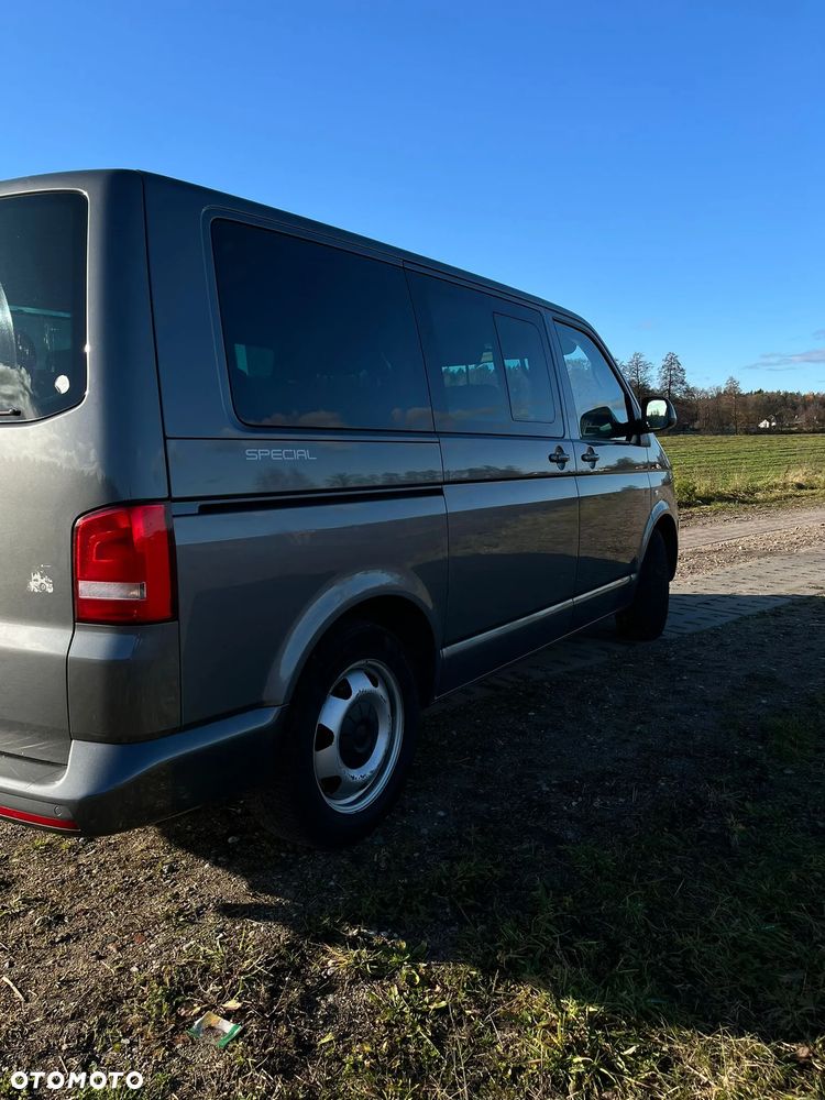 Volkswagen Multivan - 4