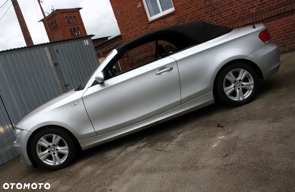 BMW Seria 1 120i Limited Edition Lifestyle mit M Sportpaket - 9