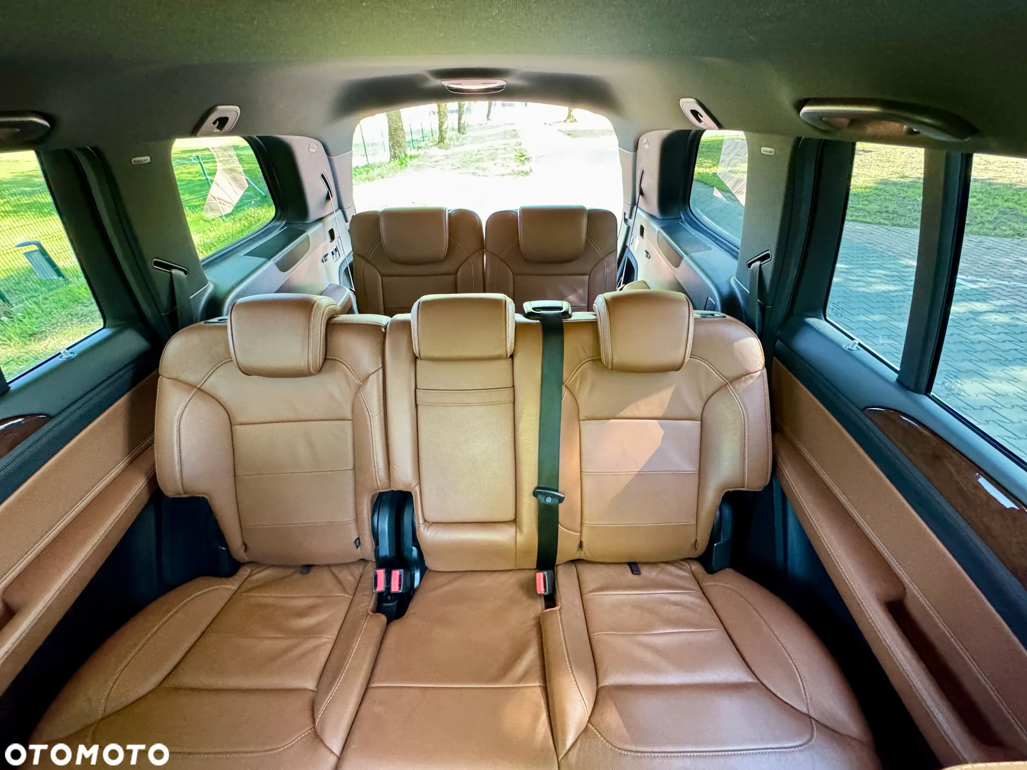 Mercedes-Benz GLS 350 d 4-Matic - 23
