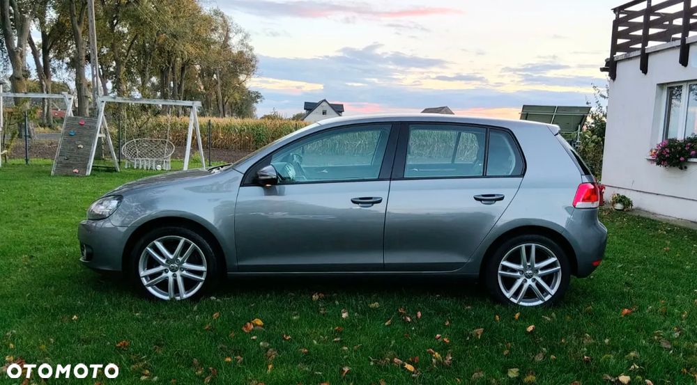 Volkswagen Golf 1.6 Comfortline - 4
