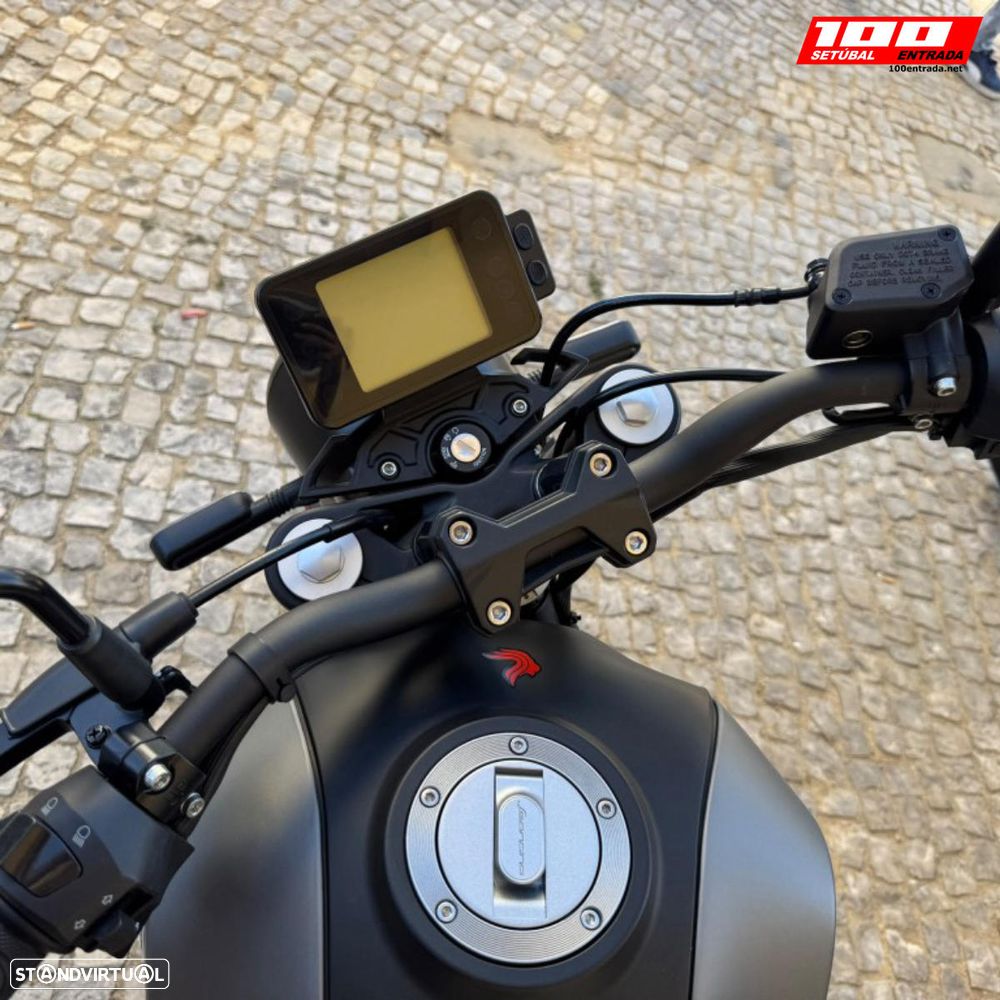 Benelli Leoncino 125 - 23