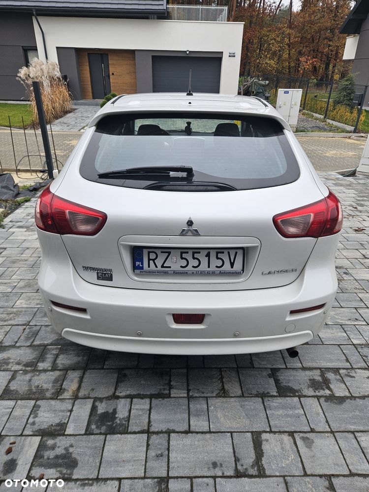 Mitsubishi Lancer - 5