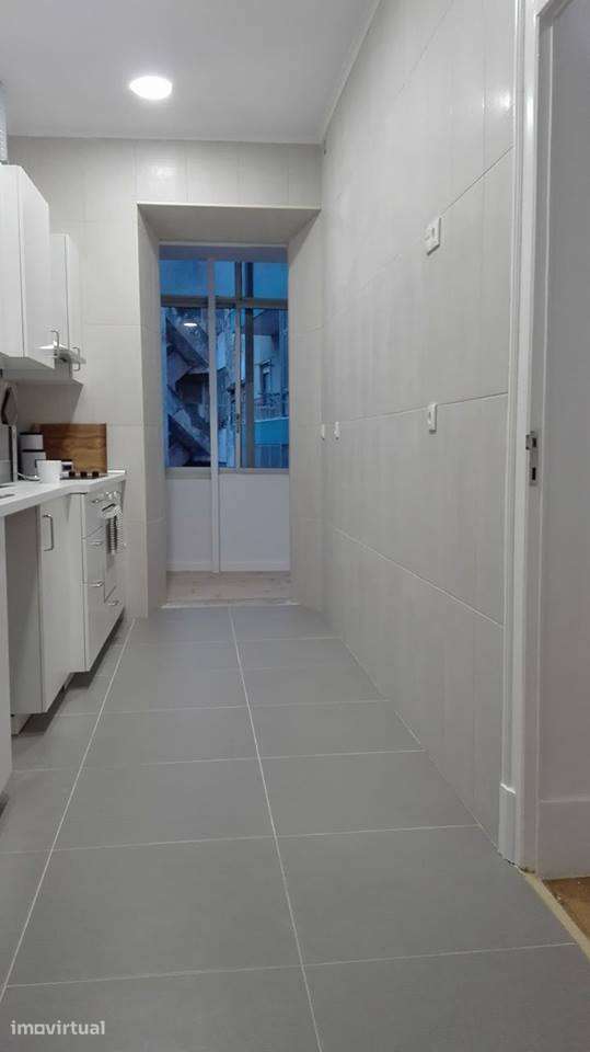 Apartamento T2 pronto a habitar no Areeiro, Lisboa - Grande imagem: 2/11