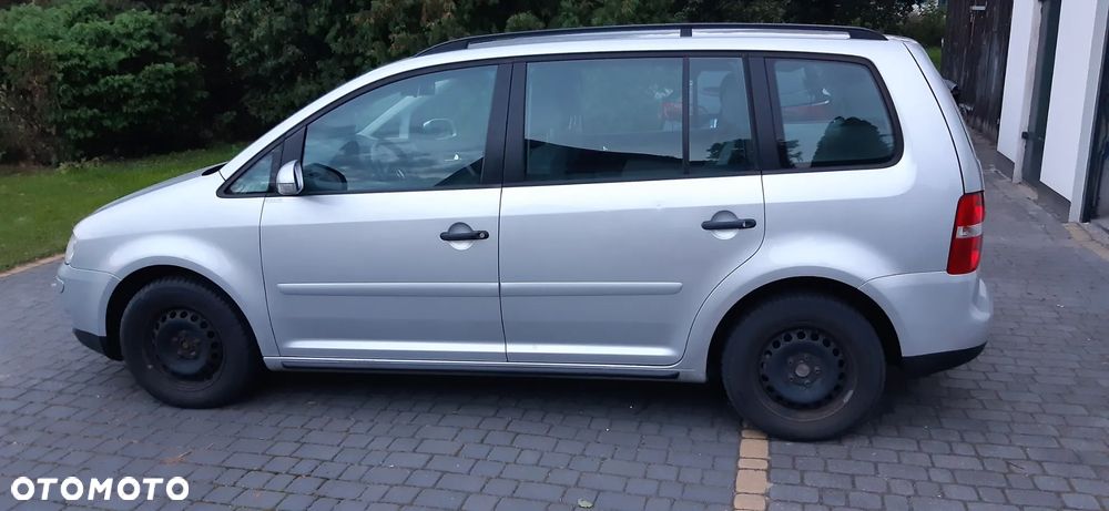 Volkswagen Touran 1.9 TDI Conceptline - 6