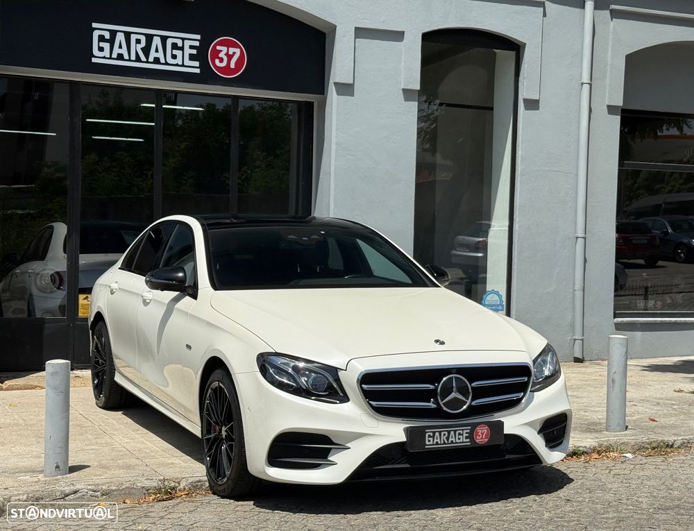 Mercedes-Benz E 300 de AMG Line - 1