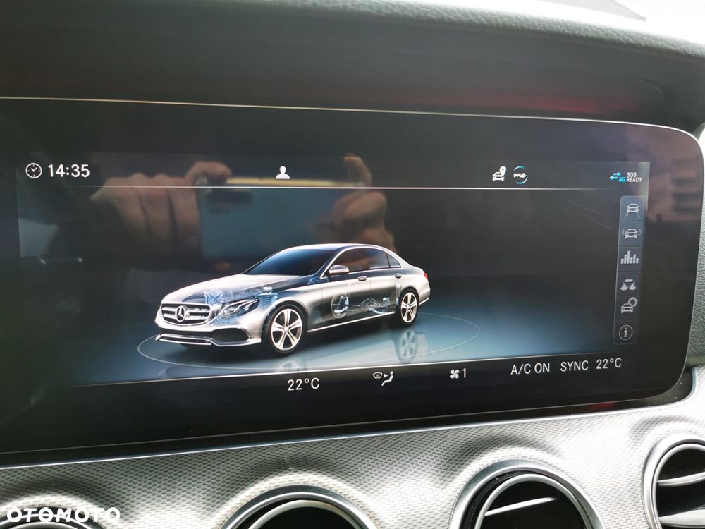 Mercedes-Benz Klasa E 200 d 9G-TRONIC - 17