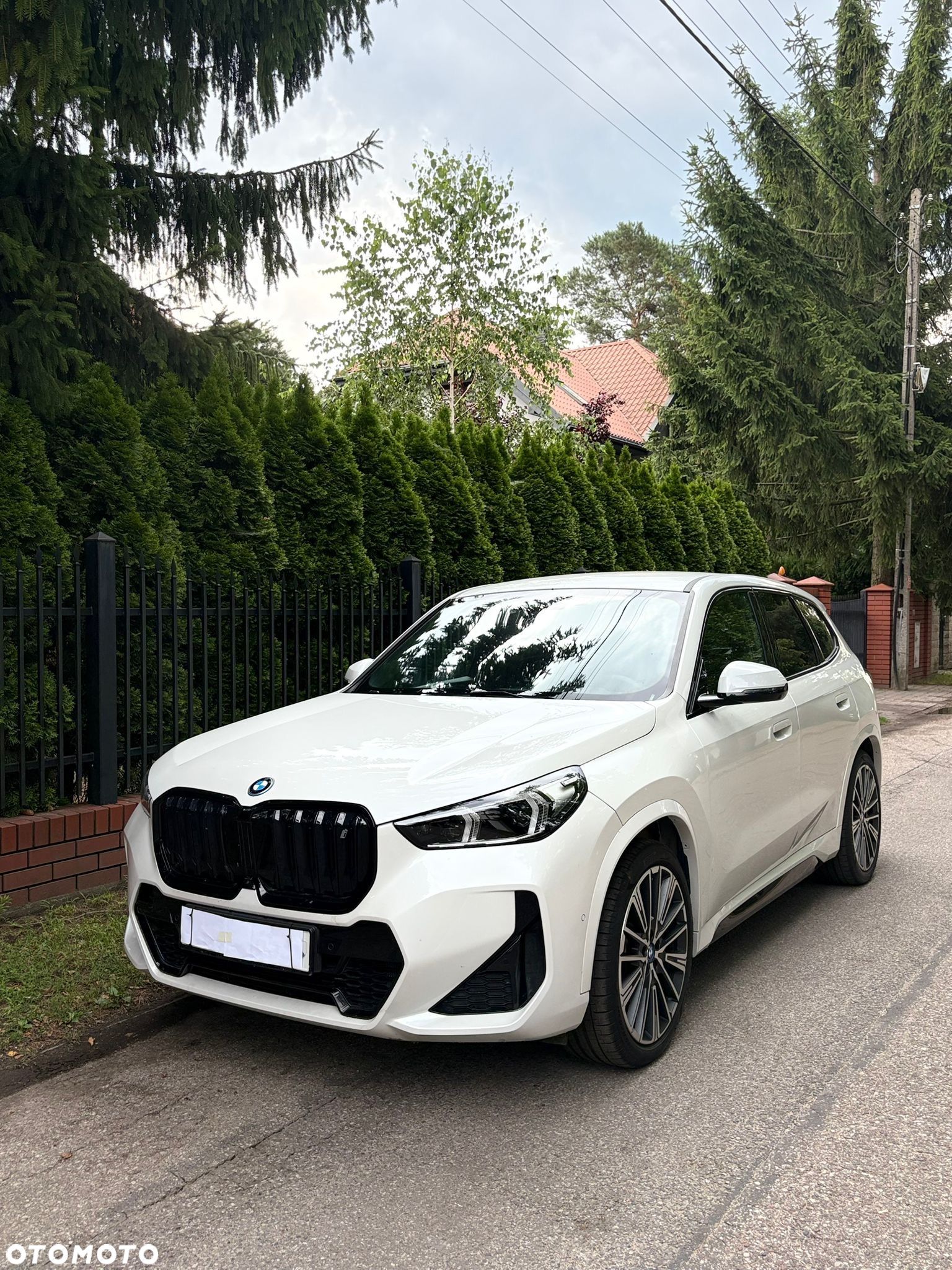 BMW iX1 - 1