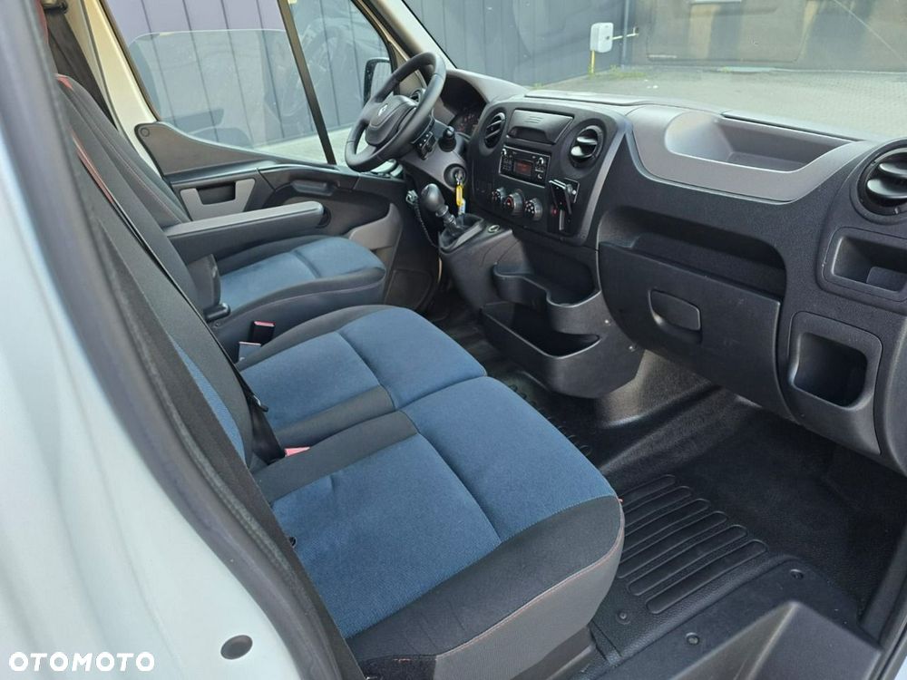 Renault Master - 17
