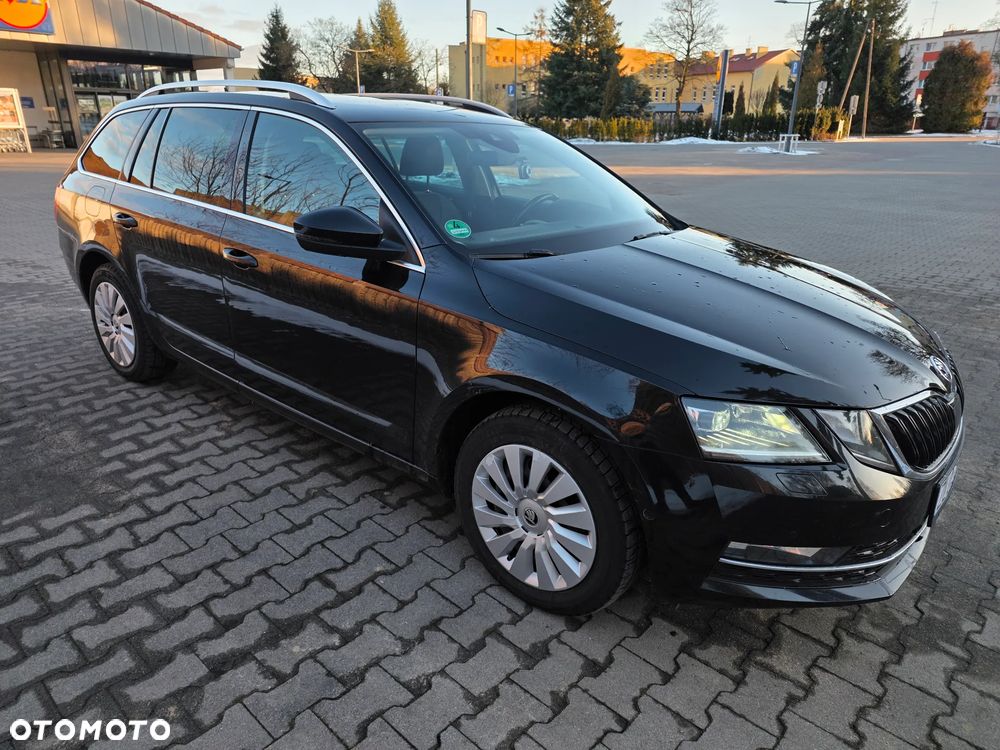 Skoda Octavia 1.6 TDI DSG Premium Edition - 36
