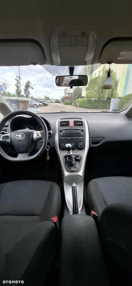 Toyota Auris 1.33 VVT-i - 8