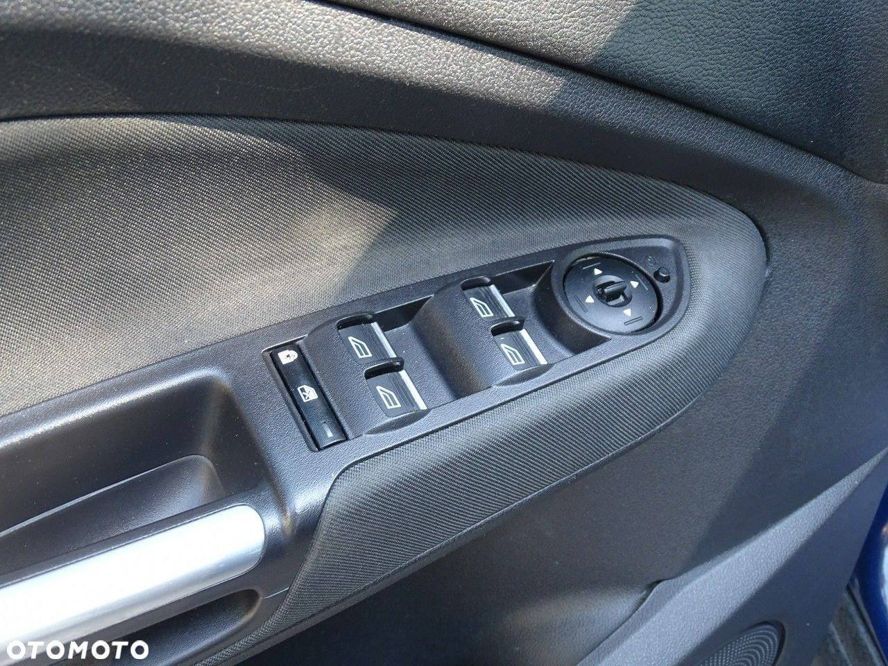 Ford Grand C-MAX - 22