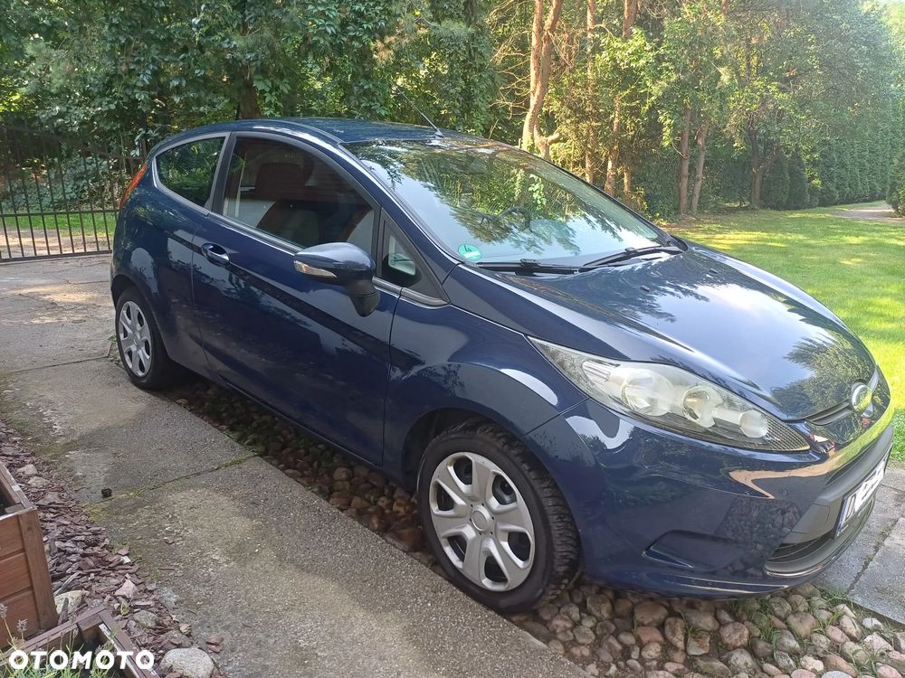 Ford Fiesta 1.25 Ambiente - 2