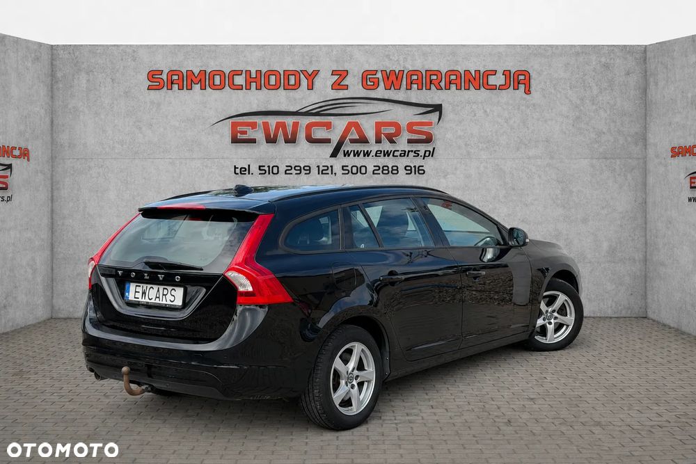 Volvo V60 D3 Drive-E Dynamic Edition (Momentum) - 33