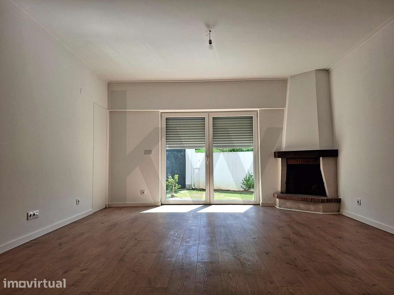 T3+1 Remodelado com Jardim Privativo e Garagem em Linda-a-Velha - Grande imagem: 4/30
