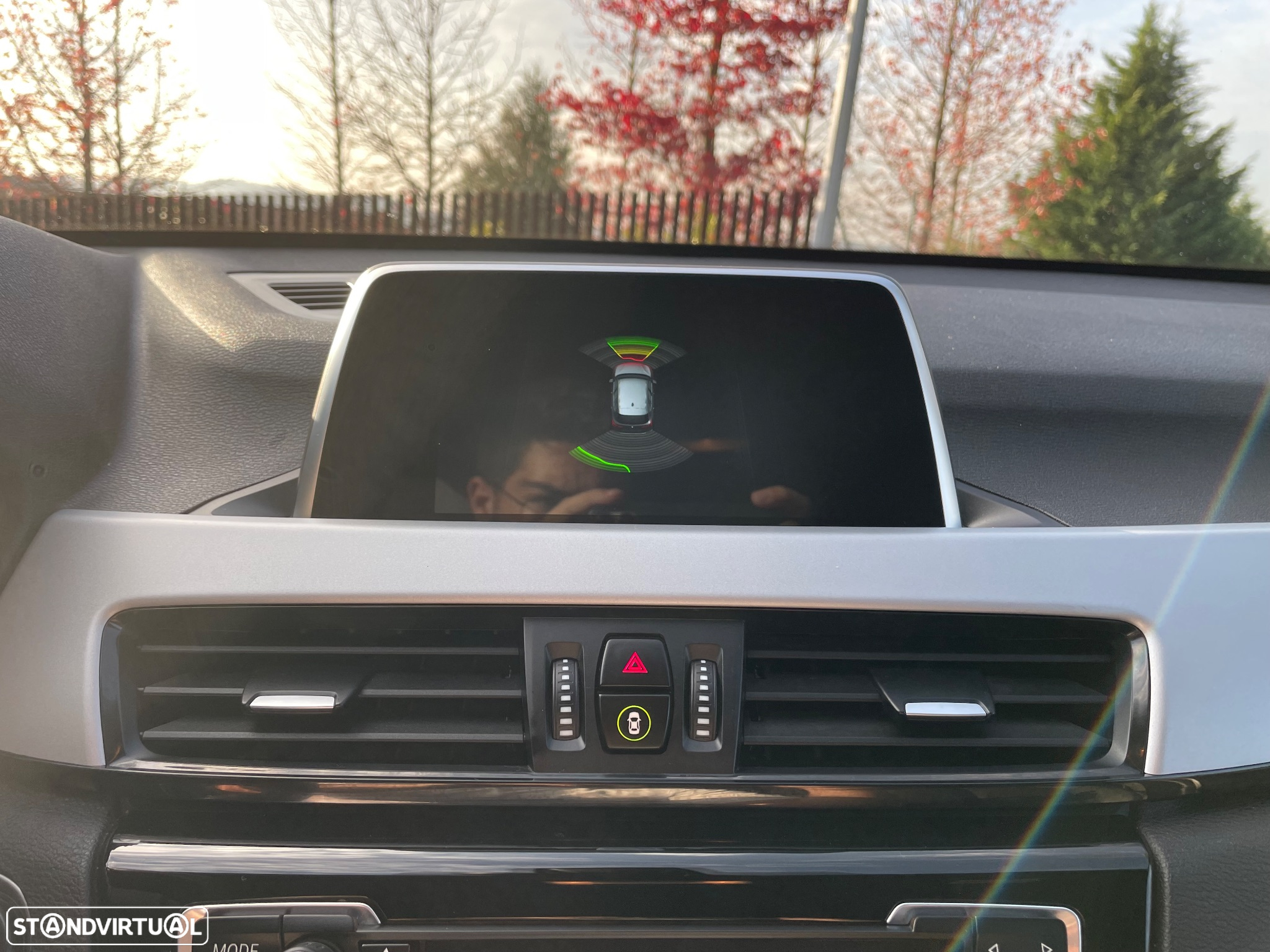 BMW X1 16 d sDrive Auto Line Sport - 25