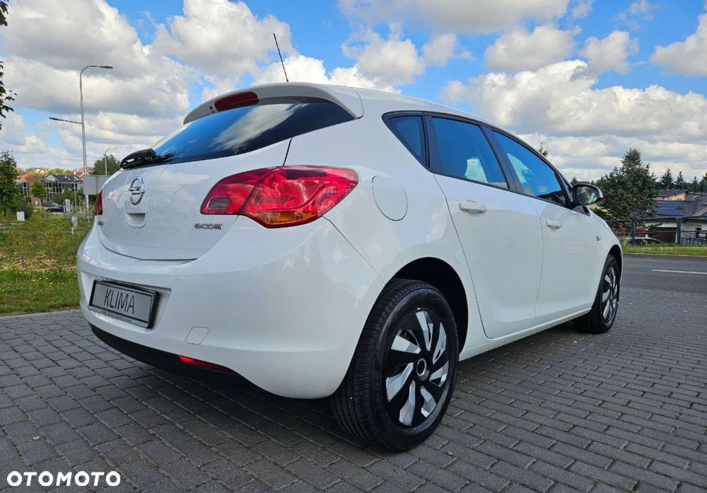 Opel Astra - 20