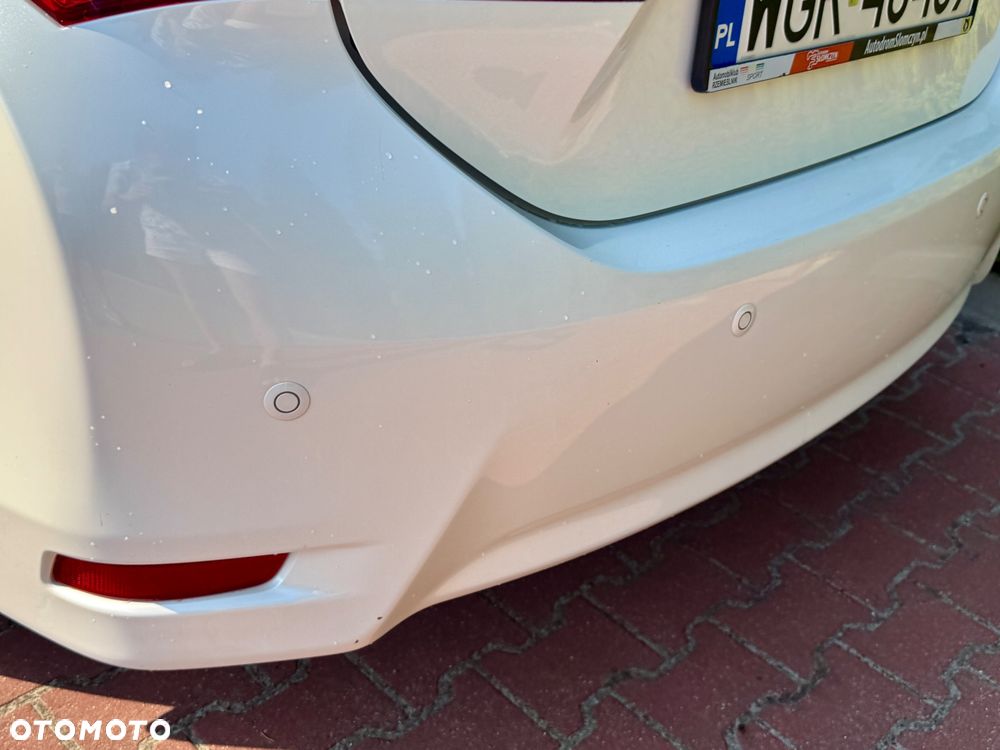 Toyota Corolla 1.6 Comfort - 31