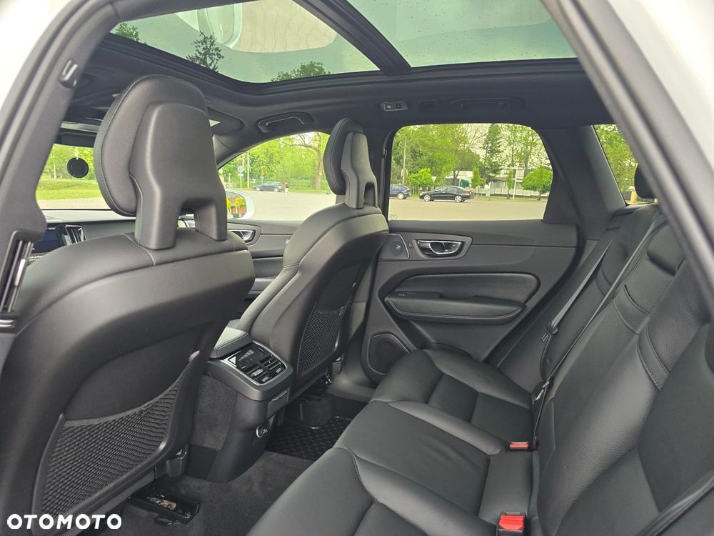 Volvo XC 60 D4 AWD Geartronic Inscription - 14