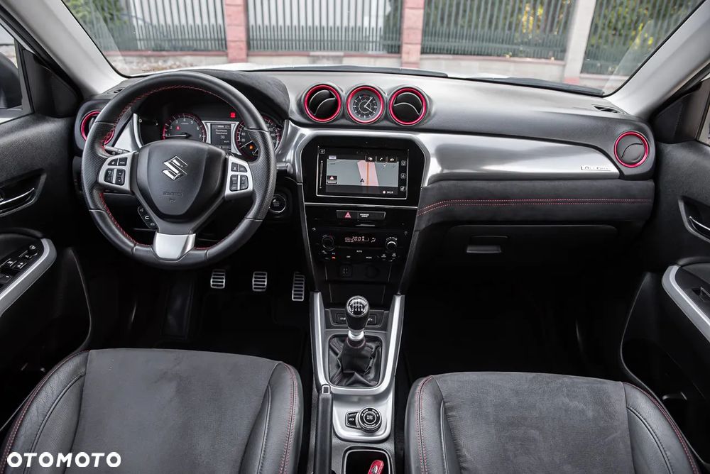 Suzuki Vitara 1.4 Boosterjet Allgrip Comfort+ - 29