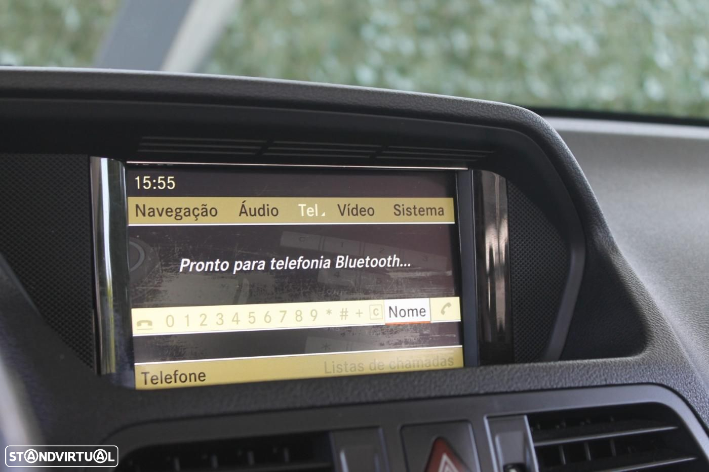 Mercedes-Benz E 250 CGi Avantgarde BlueEfficiency Auto - 33