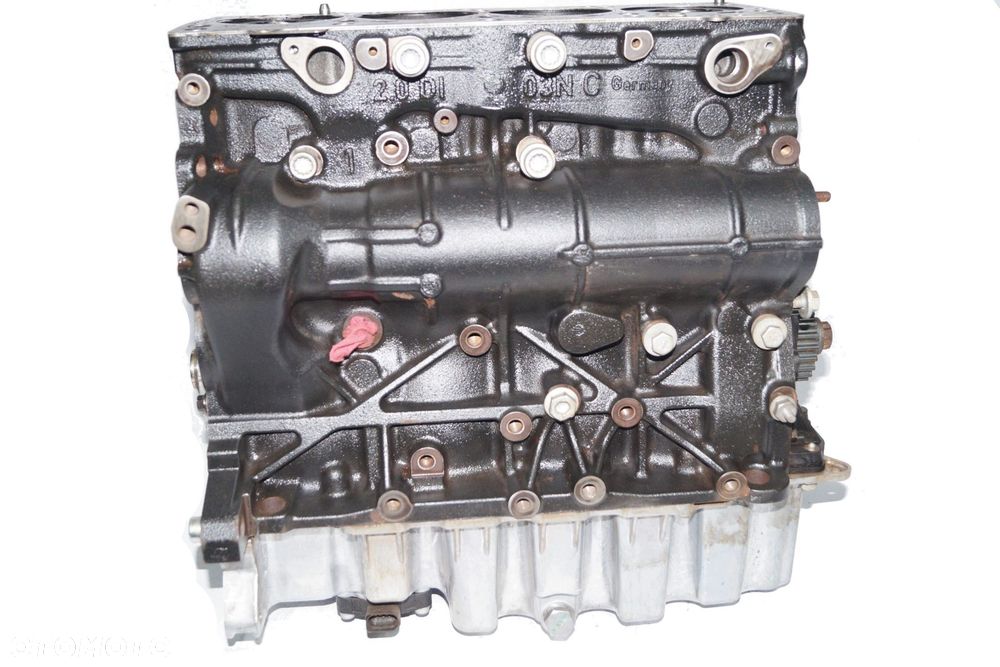 vw audi skoda silnik dfh 2.0tdi blok silnika słupek - 1
