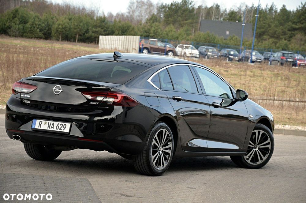Opel Insignia - 11