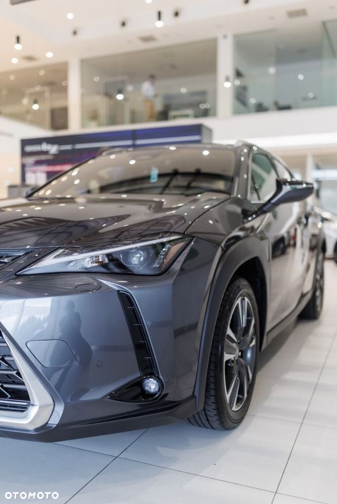Lexus UX - 13