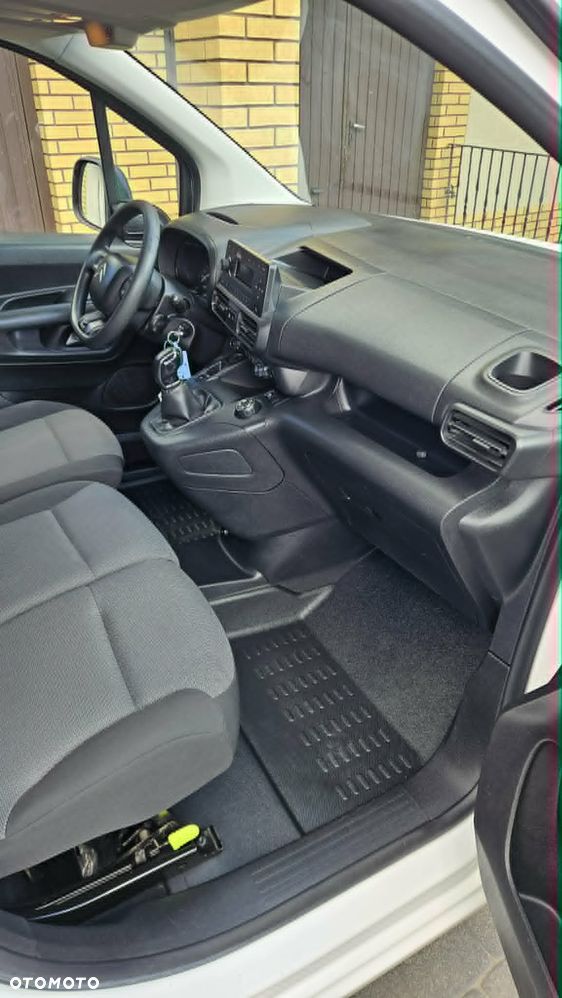 Citroën BERLINGO - 12
