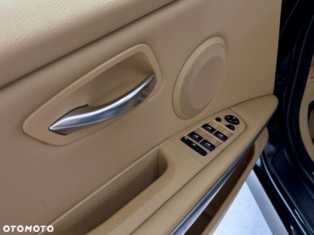 BMW Seria 3 - 18