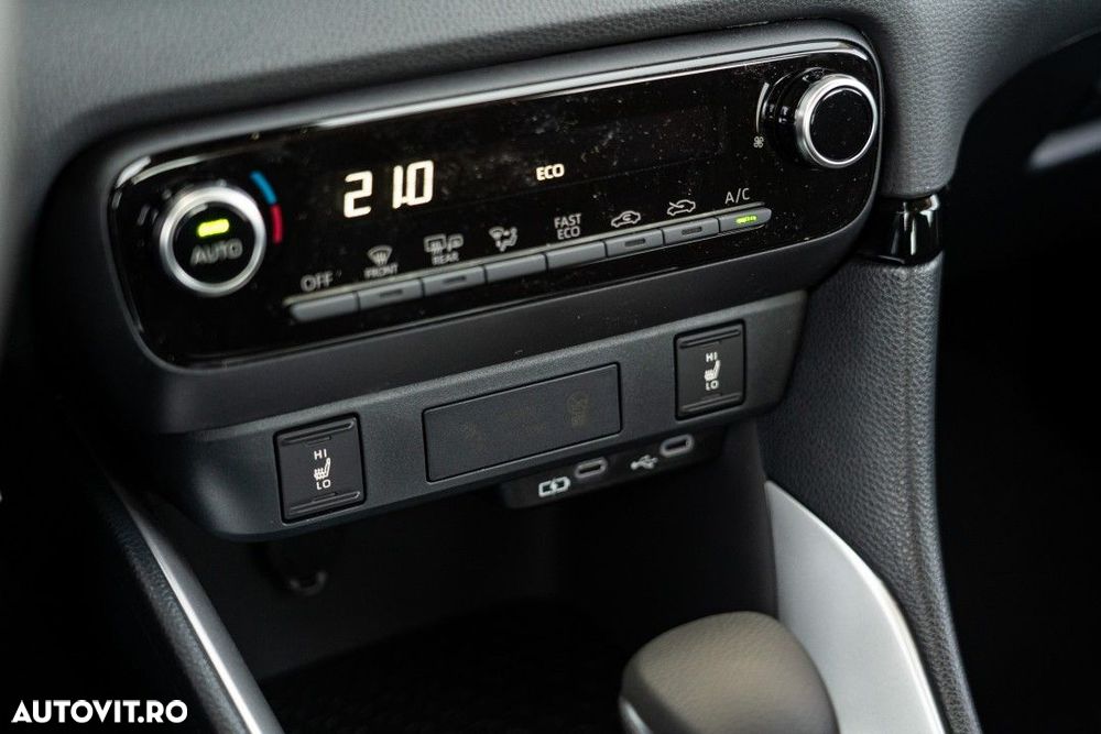 Mazda 2 - 17