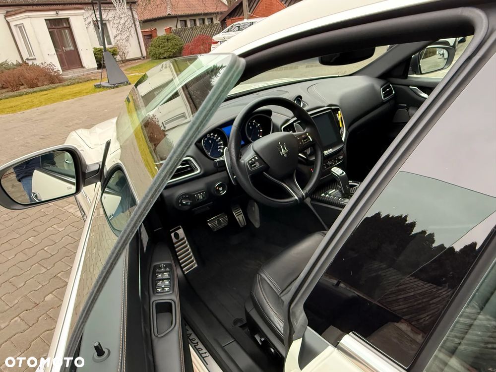 Maserati Ghibli S Q4 GranSport - 23
