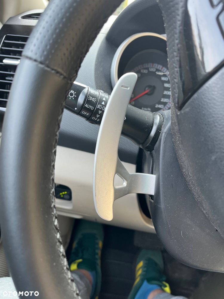 Mitsubishi Outlander 2.4 4WD CVT Intense - 13