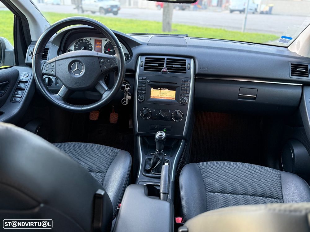 Mercedes-Benz B 160 - 9